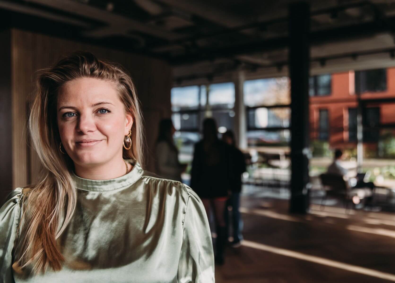 Evabloem_Interstellar-132-aspect-ratio-376-270